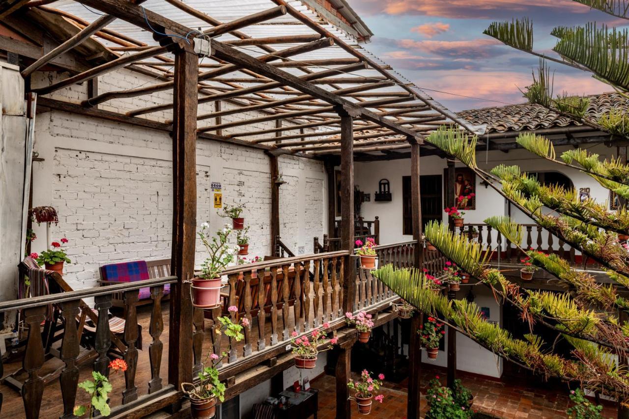 Fidelisima Hotel Чачапояс Екстериор снимка
