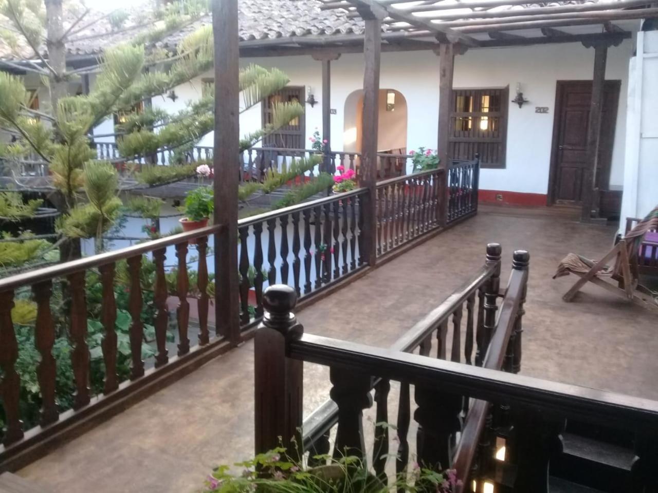 Fidelisima Hotel Чачапояс Екстериор снимка