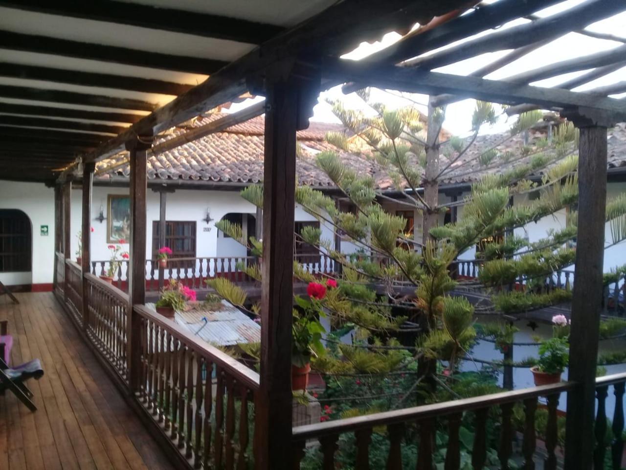 Fidelisima Hotel Чачапояс Екстериор снимка