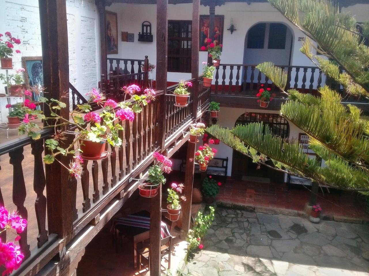 Fidelisima Hotel Чачапояс Екстериор снимка
